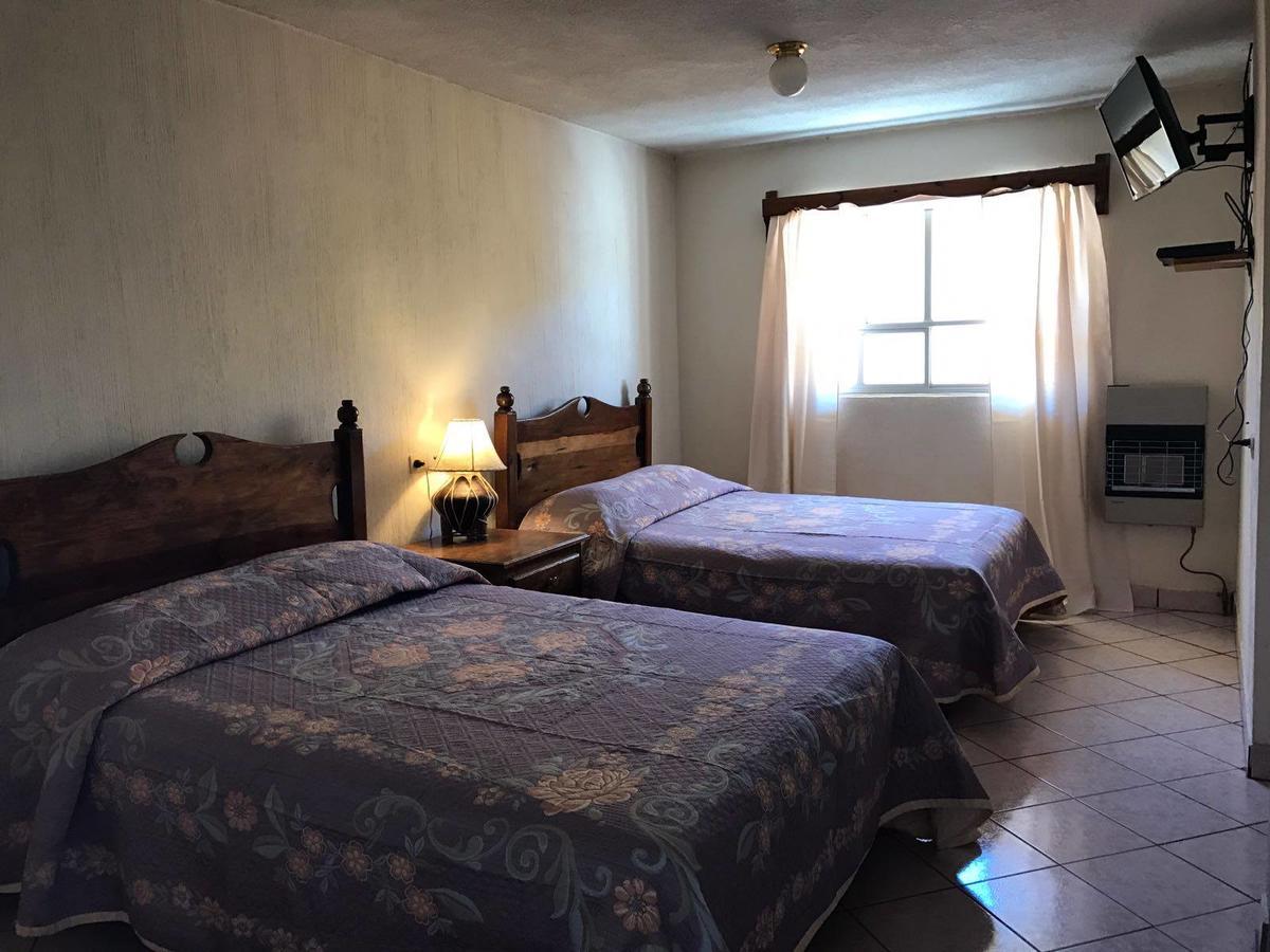 Hotel Puesta del Sol Creel Esterno foto